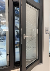 门窗节能技术与建筑保温性能提升方法详解(图1) 门窗品牌的节能技术与建筑保温性能提升